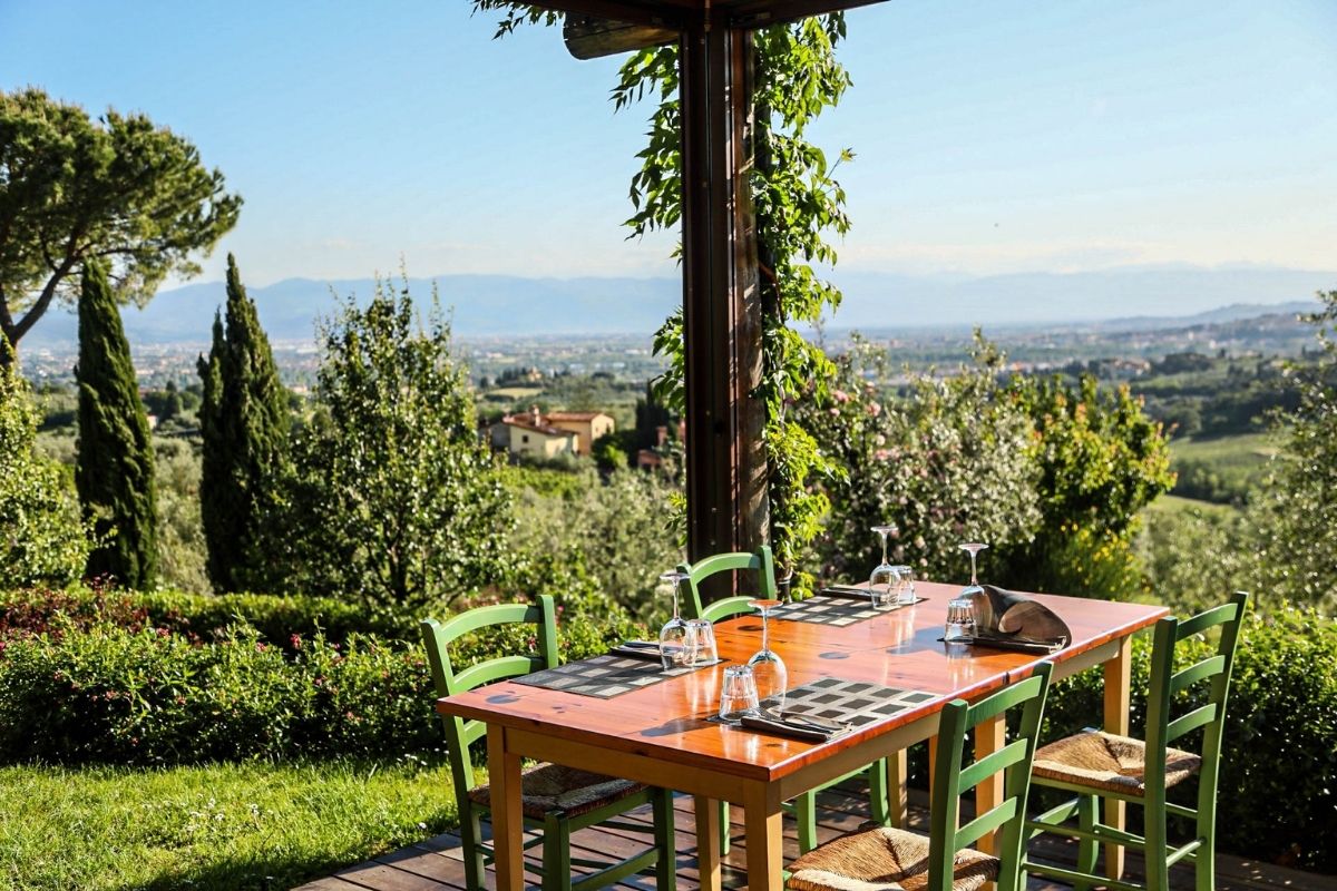 Vale la pena investire in un gazebo da giardino? Scopri i vantaggi nascosti [Guida Pratica]